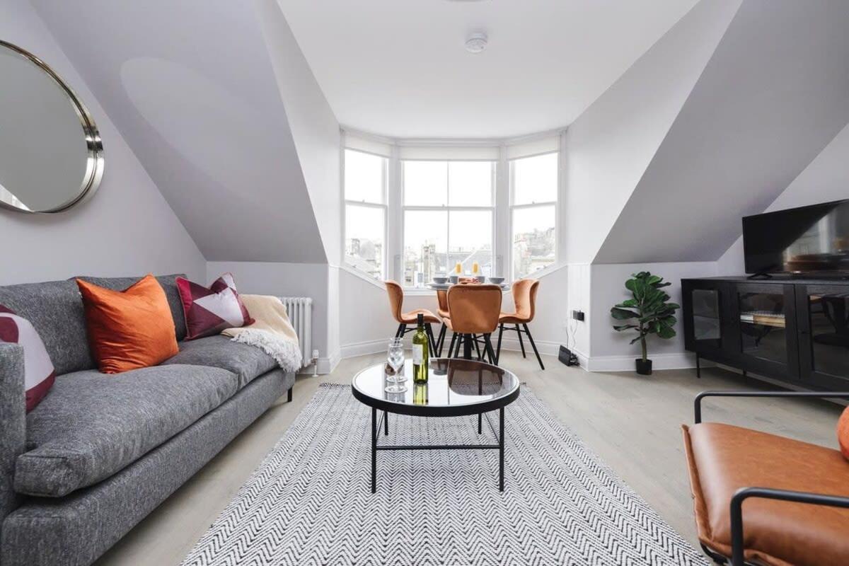 Dragon Suites - City Centre Castle View 1 Bed Apartment EDI Eksteriør bilde